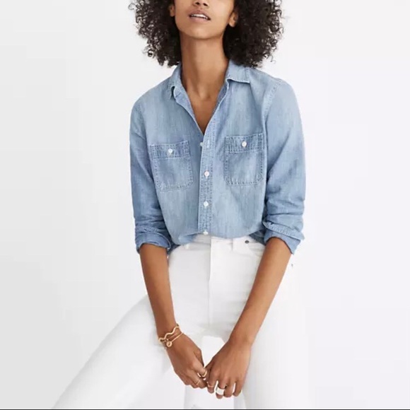 Madewell Tops - Madewell Chambray Light Denim Button Up Top